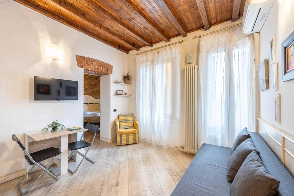 Colonne'S Nest - Cozy And Silent With Ac Apartment มิลาน ภายนอก รูปภาพ